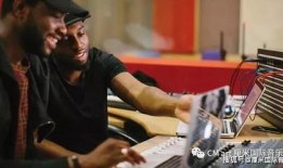 吃瓜君爆料蔡徐坤,蔡徐坤背后惊人真相，揭秘娱乐圈新热点！”